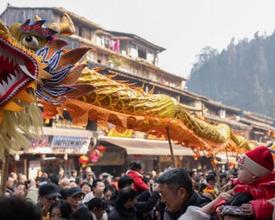 四川雅安：传统民俗迎新年