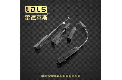 磁吸导电模块