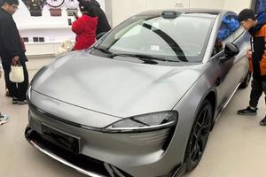 2026年汽车以旧换新/政策落地：新能源车Z高补2万元