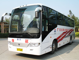37座大巴