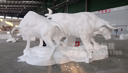 犀牛3D泡沫雕塑