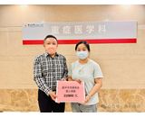 惠州铭邦涂料董事长陈建华，商会秘书长张良臣一行驱车前往广州惠州市常德商会为患重疾的刘玉善常务副会长举行爱心捐款
