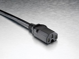 IS-SR19 (IEC 60320 C15)