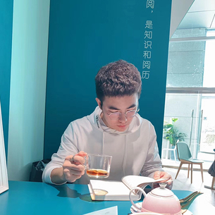 合肥东明书院橡树湾校区吴博文老师