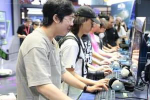 游戏电竞产业向全球竞合发展，多地出台政策布局