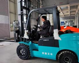 绿色转型"家”速度，宝骊X1B入驻中国钢制家具之都