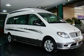 奔驰商务车